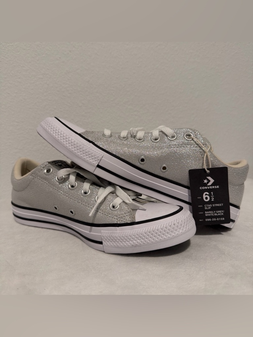 Converse Men’s Silver Glitter Low Top Sneakers